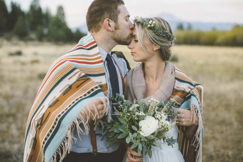 stylish mountain meadow elopement central oregon victoria carlson photography 0008