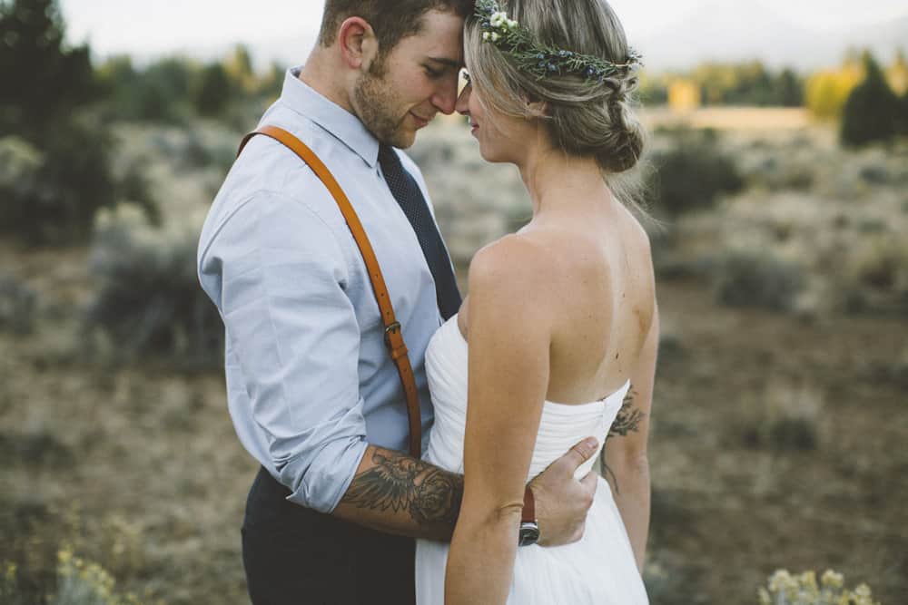 stylish mountain meadow elopement central oregon victoria carlson photography 0030